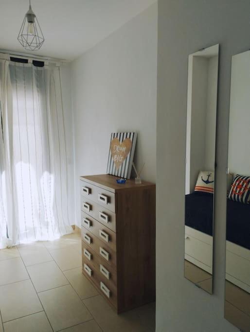 Appartement Cozy Flat With Terrace à Palamós Extérieur photo